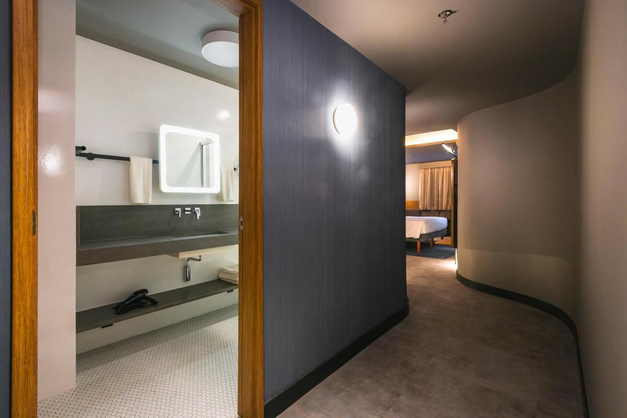 Novotel Ленсойс Паулиста Екстериор снимка
