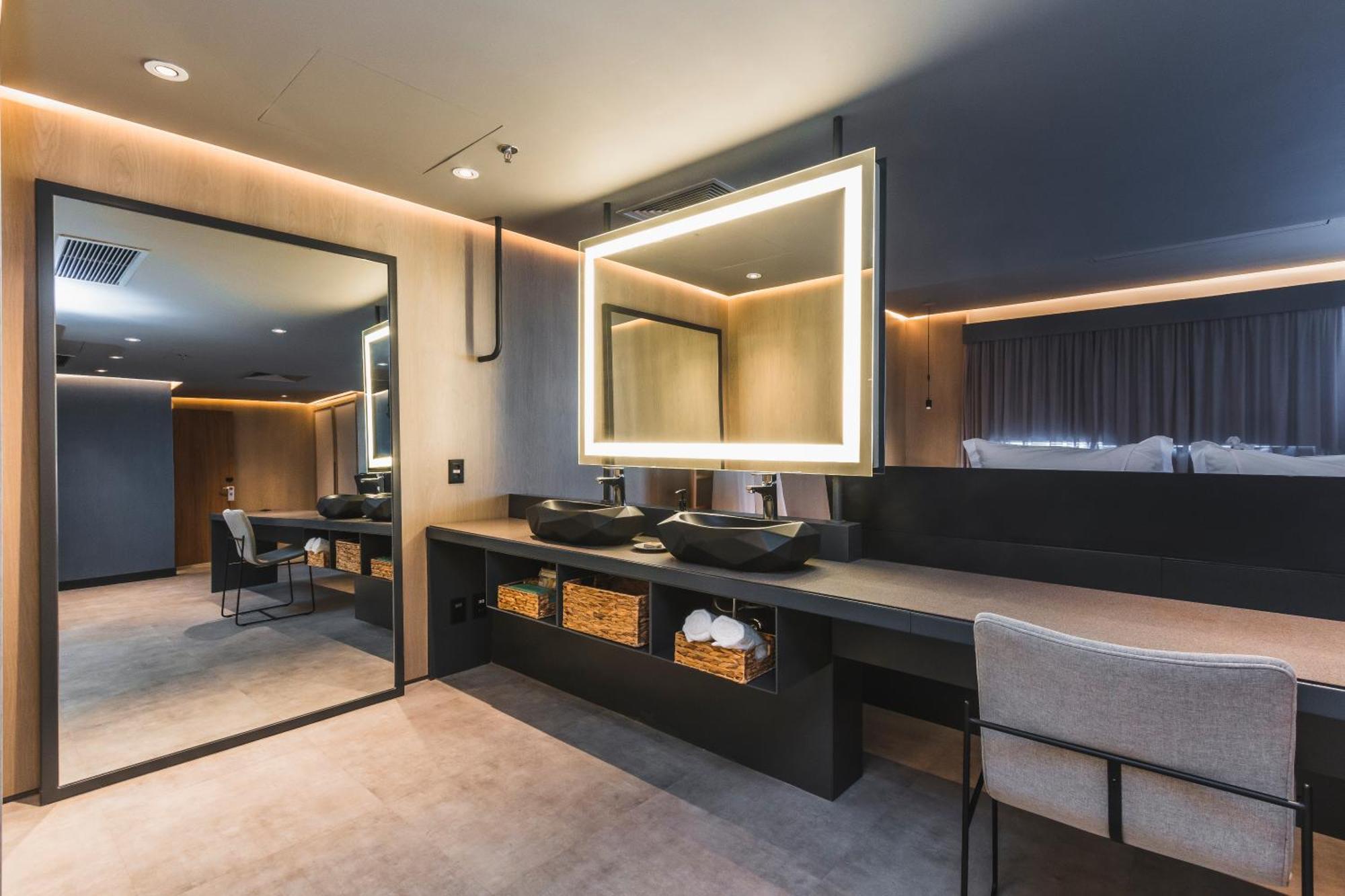 Novotel Ленсойс Паулиста Екстериор снимка